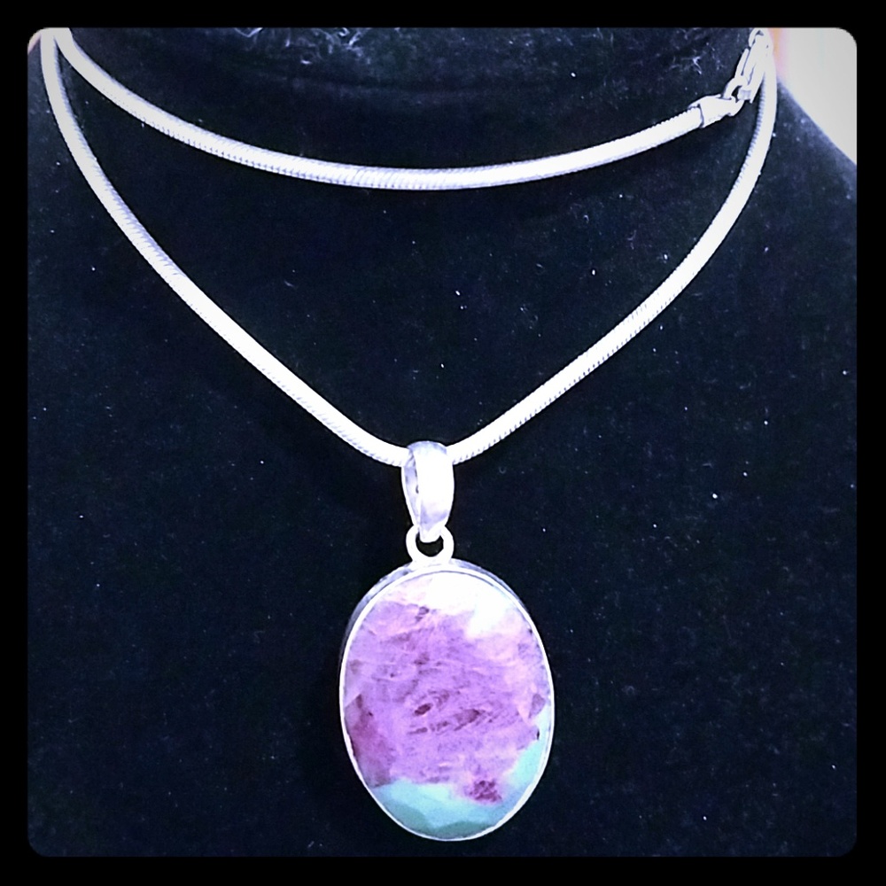 1970s purple pendant silver necklace